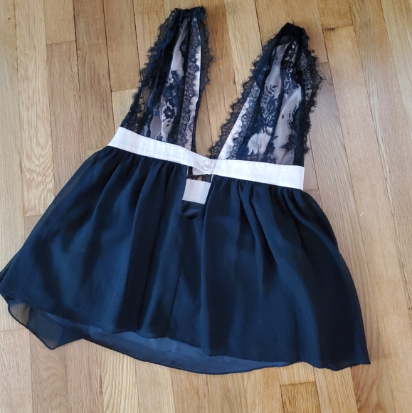 Black and blush lace top - Picture 4 of 4